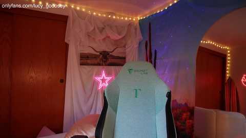 lucy_gooosey