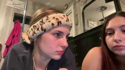 ros3210 @ chaturbate on 20250916