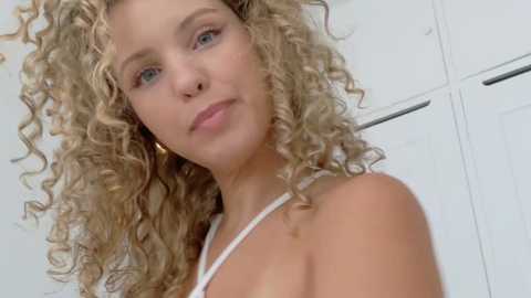 theislandgirl @ chaturbate on 20250923