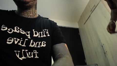 yulian_23 @ chaturbate on 20250923