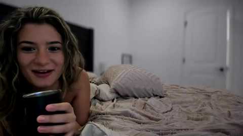 addicted2yew @ chaturbate on 20250925