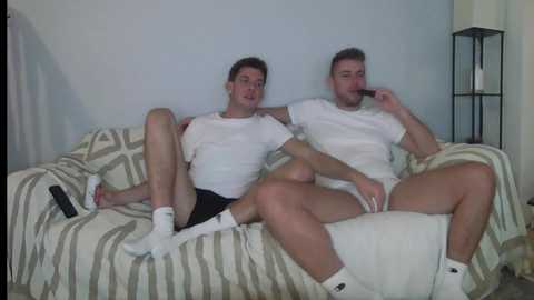 englishladxxx @ chaturbate on 20250926