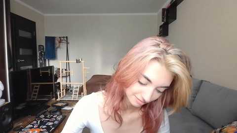 loisepadovano @ chaturbate on 20250928