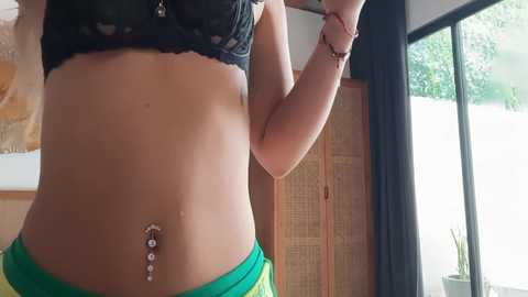 luvlivvyy