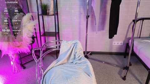 millaholt @ chaturbate on 20251001