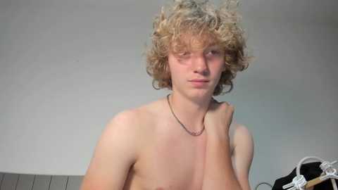 leo_wildd @ chaturbate on 20251002