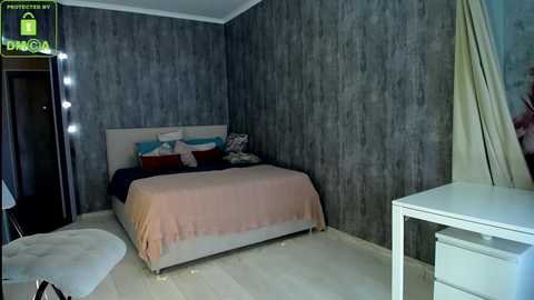 _eva_001 @ chaturbate on 20251003