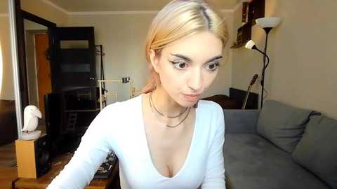 loisepadovano @ chaturbate on 20251003