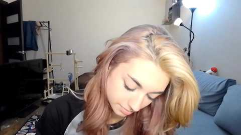 loisepadovano @ chaturbate on 20251005