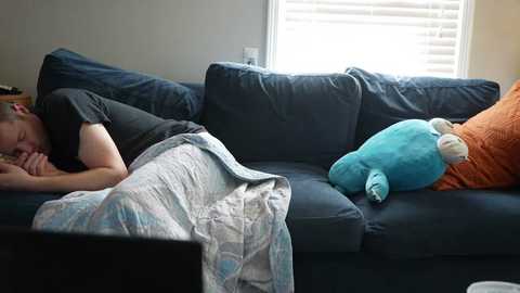 peachespunkins @ chaturbate on 20251005