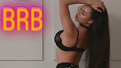 wowlovie666 @ chaturbate on 20251007