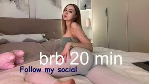 avroramy @ chaturbate on 20251009
