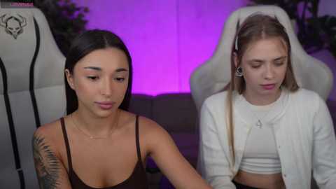 bright_diamonds_054 @ chaturbate on 20251009