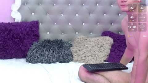 honey_moontsts @ chaturbate on 20251009