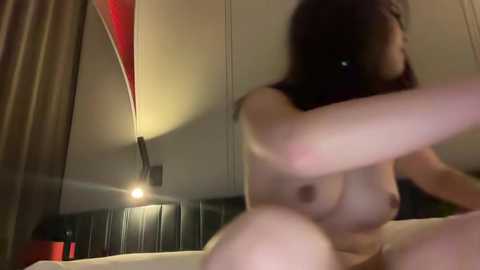 sarah_heart_aus