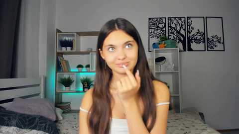 bunny_nova @ chaturbate on 20251015