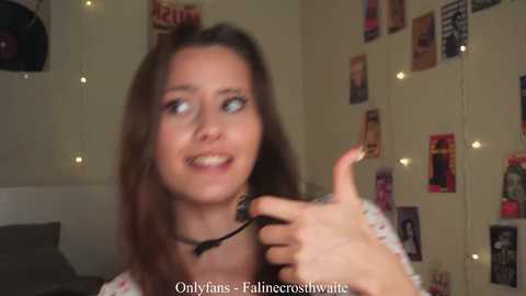 falinecrosthwaite @ chaturbate on 20251016