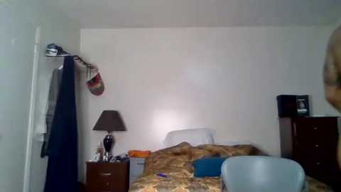 bigpussypump @ chaturbate on 20251017