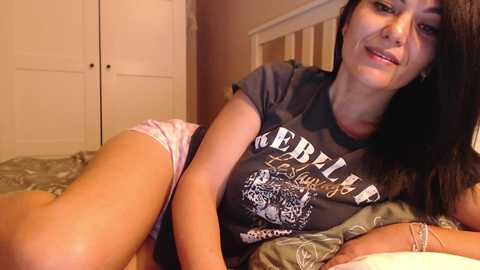 nightssecret @ chaturbate on 20251019