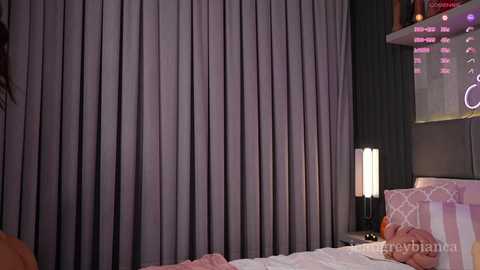 jeangreybianca @ chaturbate on 20251021