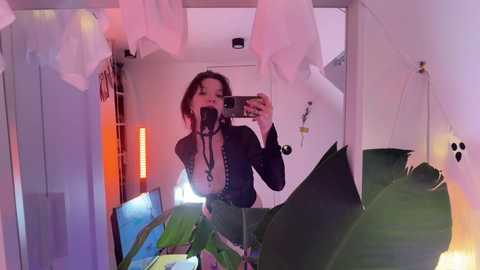 _deepthroatgalactica @ chaturbate on 20251022