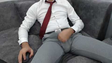 dirtyybooyy77 @ chaturbate on 20251022