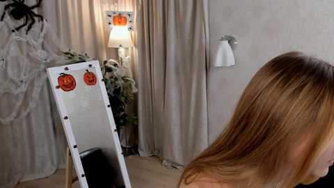 leviavillat @ chaturbate on 20251022