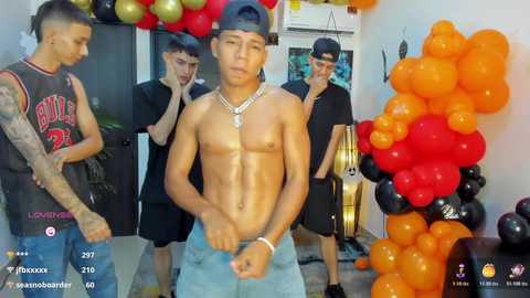 voyeurism_guys @ chaturbate on 20251022