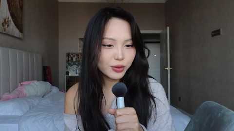 amyalwayshere @ chaturbate on 20251023