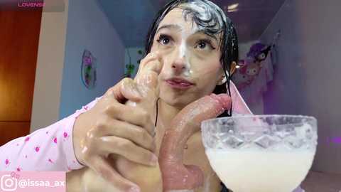 issa_garcia @ chaturbate on 20251023