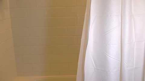 emilyybarely @ chaturbate on 20251031