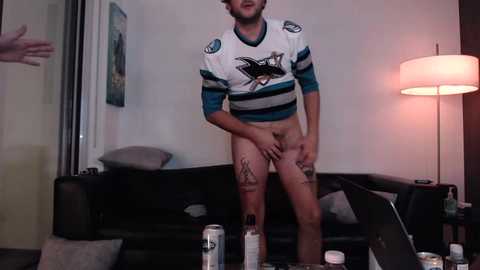 italianladd @ chaturbate on 20251104