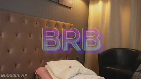 girl_i_am @ chaturbate on 20251107