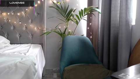 minikunis @ chaturbate on 20251108