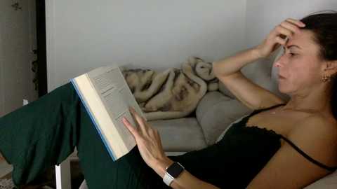 swee788485 @ chaturbate on 20251109