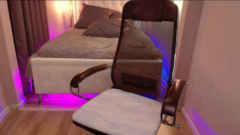 scarlett_mai @ chaturbate on 20251110