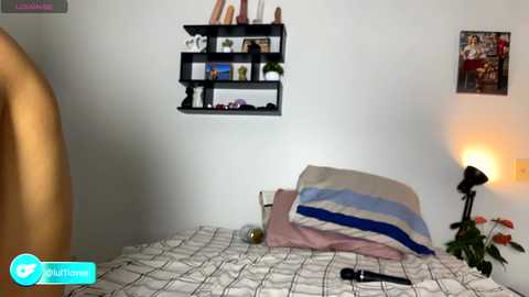 latinuycouple @ chaturbate on 20251112