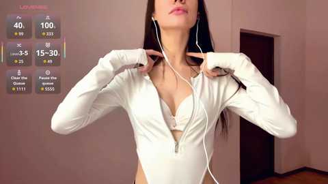 pretty_on_riot @ chaturbate on 20251117