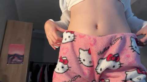 wonderland_stia @ chaturbate on 20251117