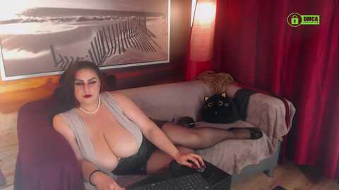 emmamelonie @ myfreecams on 20230829
