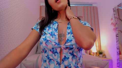 hanna_f @ myfreecams on 20230829