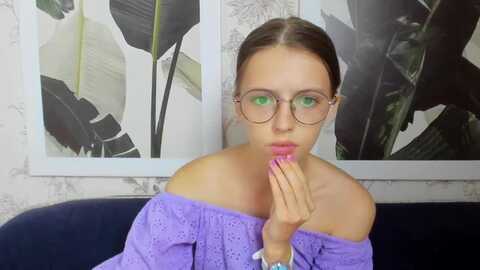 karinastarr @ myfreecams on 20230830