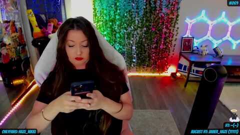 nikki_haze @ myfreecams on 20230830