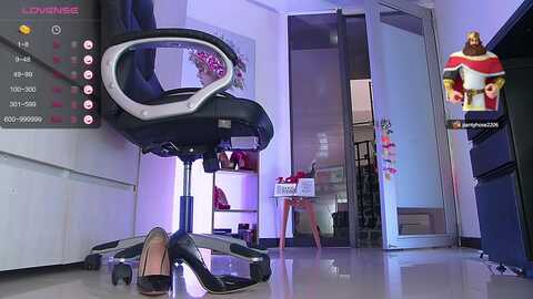 colett_s @ myfreecams on 20230902