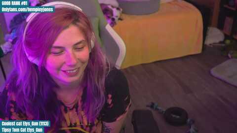 hempleyjones @ myfreecams on 20230902