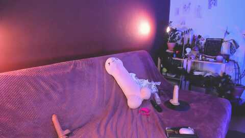 juby_yubi @ myfreecams on 20230903