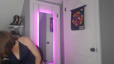 kenzisnow @ myfreecams on 20230903