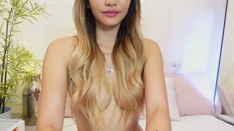 miss_reinat @ myfreecams on 20230903