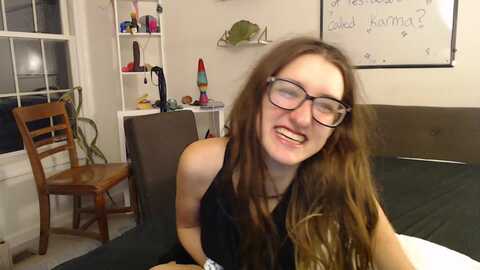 alicefunker @ myfreecams on 20230905
