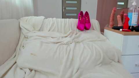 kaylalaine @ myfreecams on 20230905